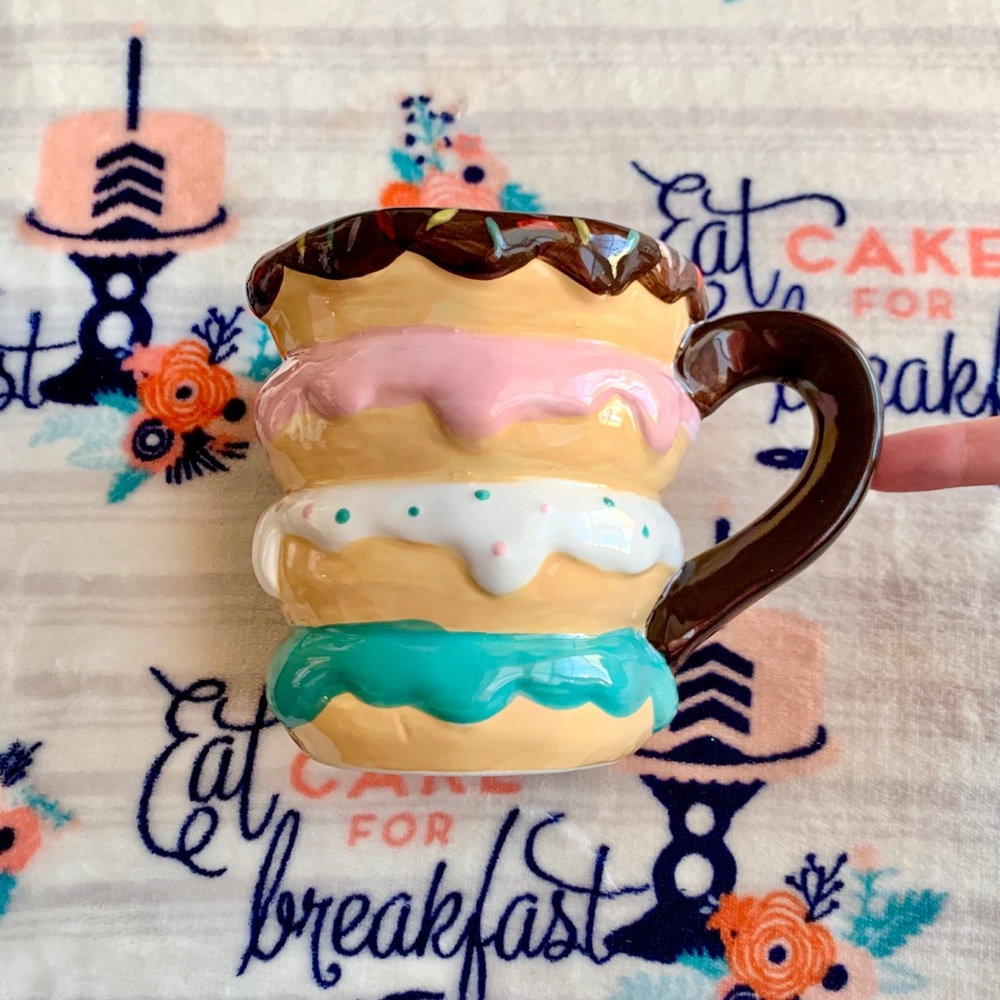 1 LEFT! 🍩 Cute Donut Mug 🍩 - Picture 3 of 3